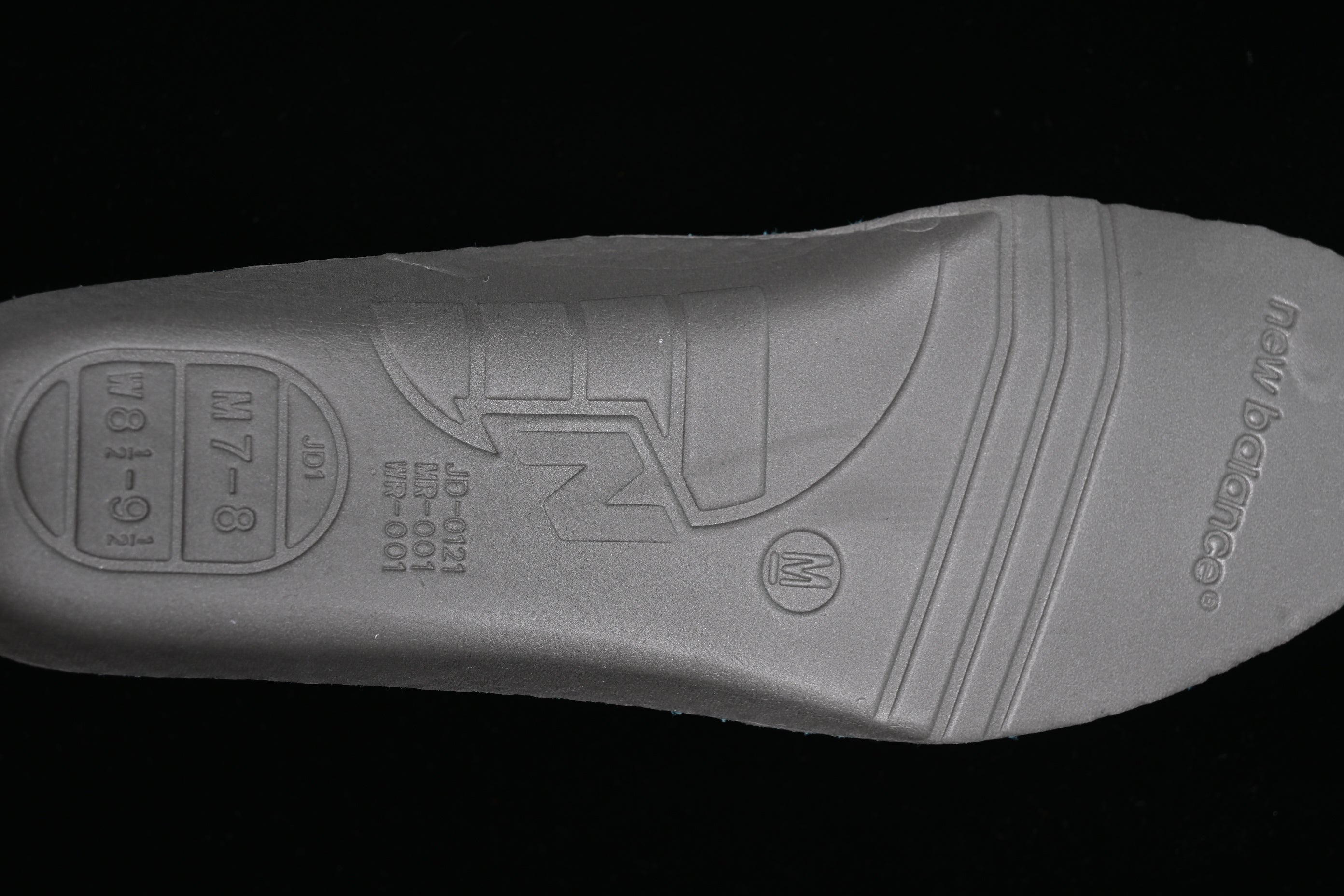 New Balance 1906R - Hornets