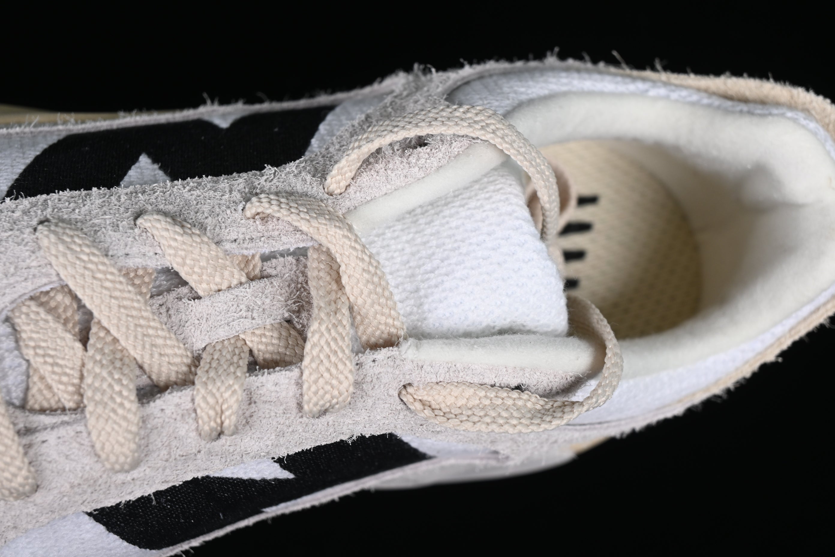 WMNS New Balance Warped - Sea Salt
