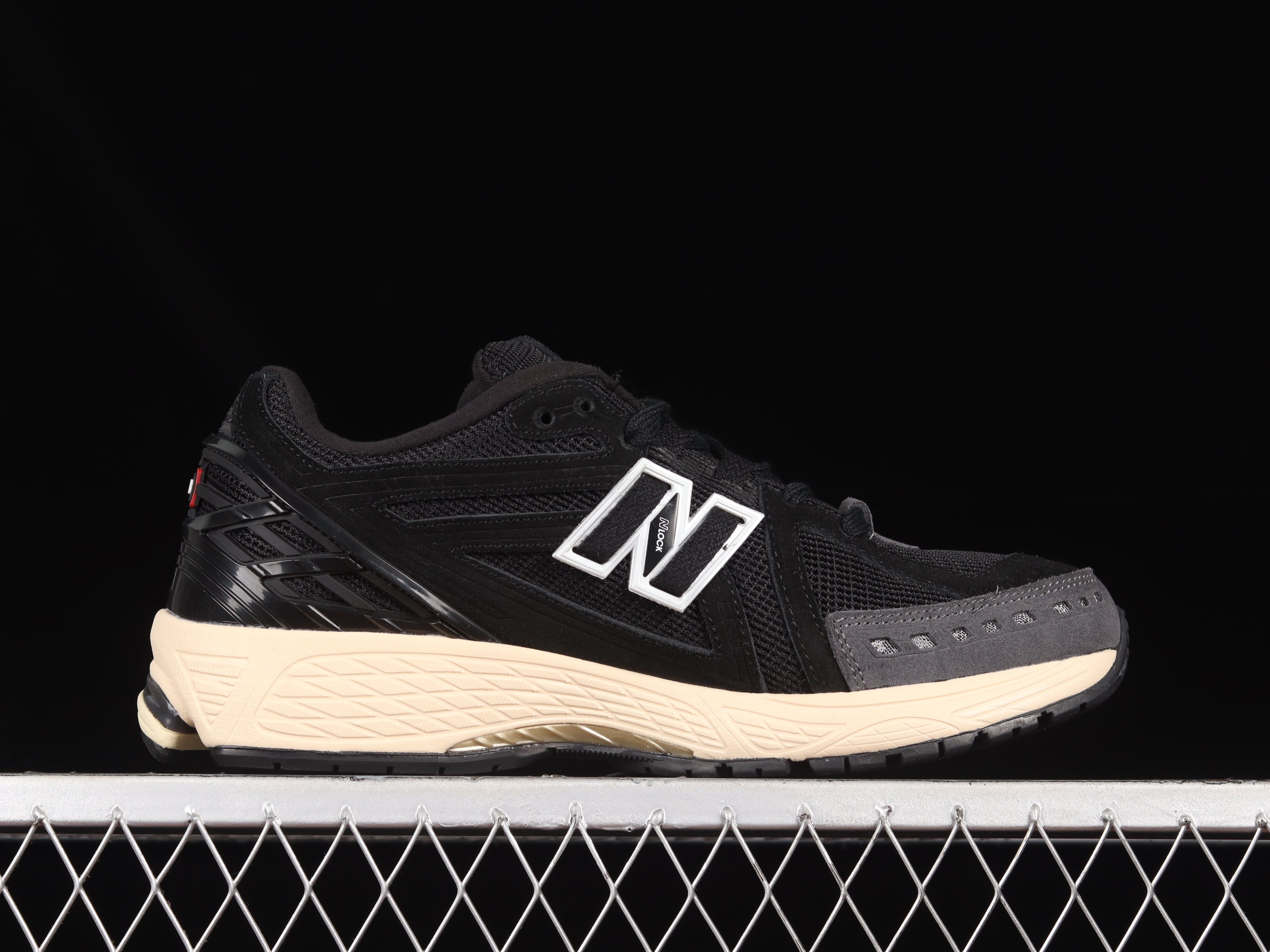 New Balance 1906R - Black Taupe