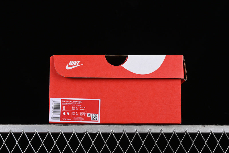 NikeUnisex Dunk Low Premium - Bacon