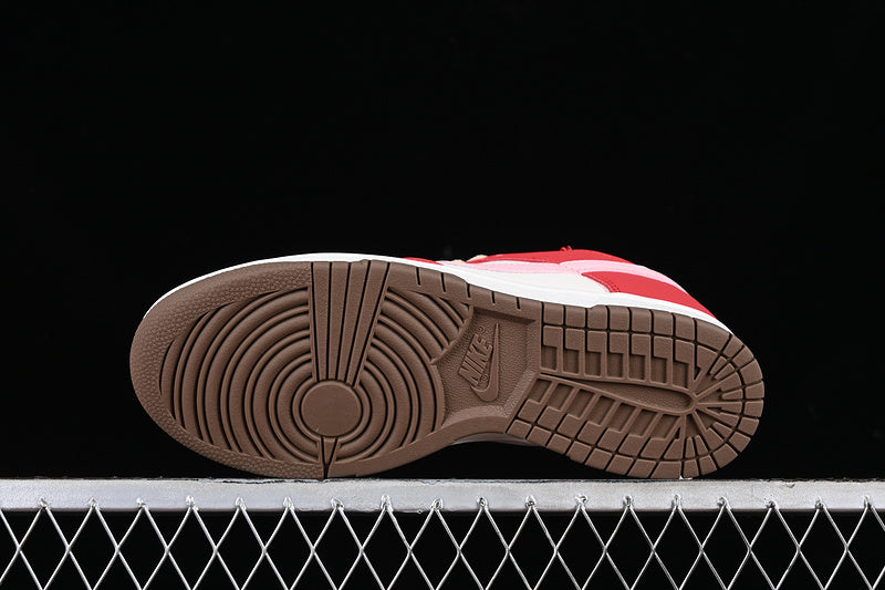 NikeUnisex Dunk Low Premium - Bacon
