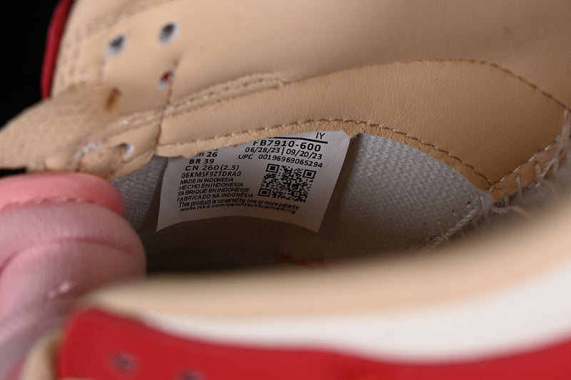 NikeUnisex Dunk Low Premium - Bacon