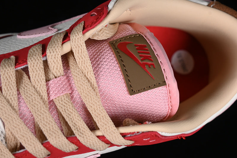 NikeUnisex Dunk Low Premium - Bacon
