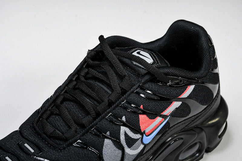 NikeUnisex Air Max Plus Multi Swoosh - Black