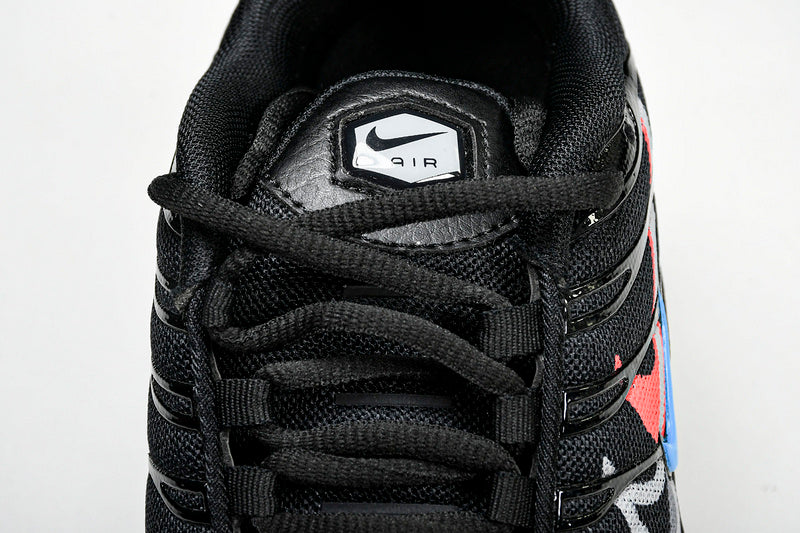 NikeUnisex Air Max Plus Multi Swoosh - Black