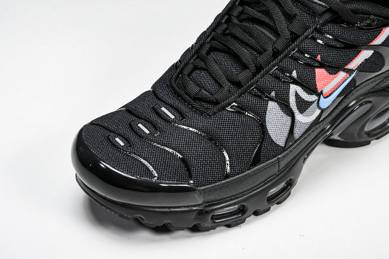 NikeUnisex Air Max Plus Multi Swoosh - Black