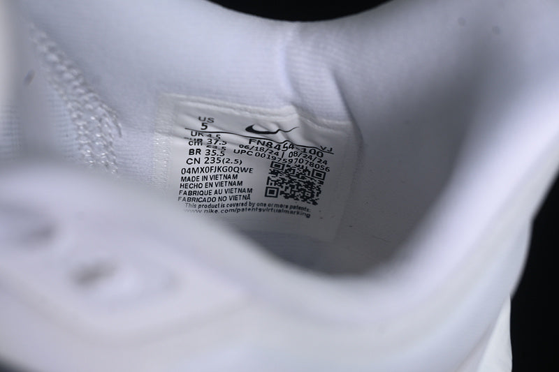 NikeUnisex Zoomx Fly 6 - White Smoke Grey