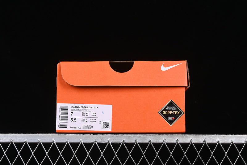 NikeUnisex Air Zoom Pegasus 41 Gore-Tex - Sail Guava Ice