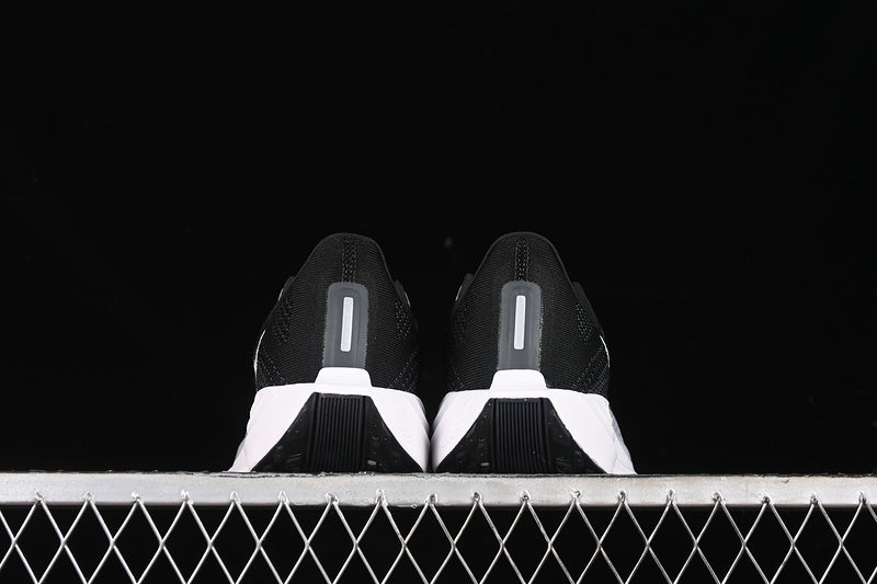 NikeUnisex ZoomX Pegasus Plus - Black Pure Platinum