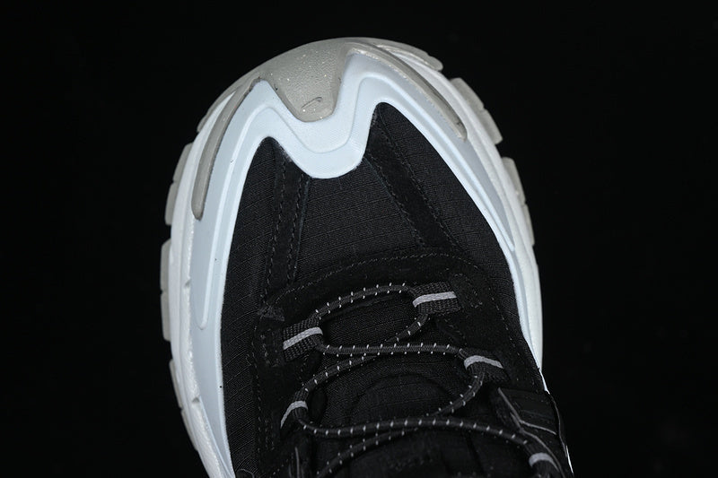 NikeUnisex Zoom Vomero 5 Roam - Black Light Silver