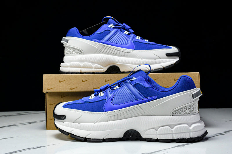 NikeUnisex Zoom Vomero 5 Roam - Racer Blue