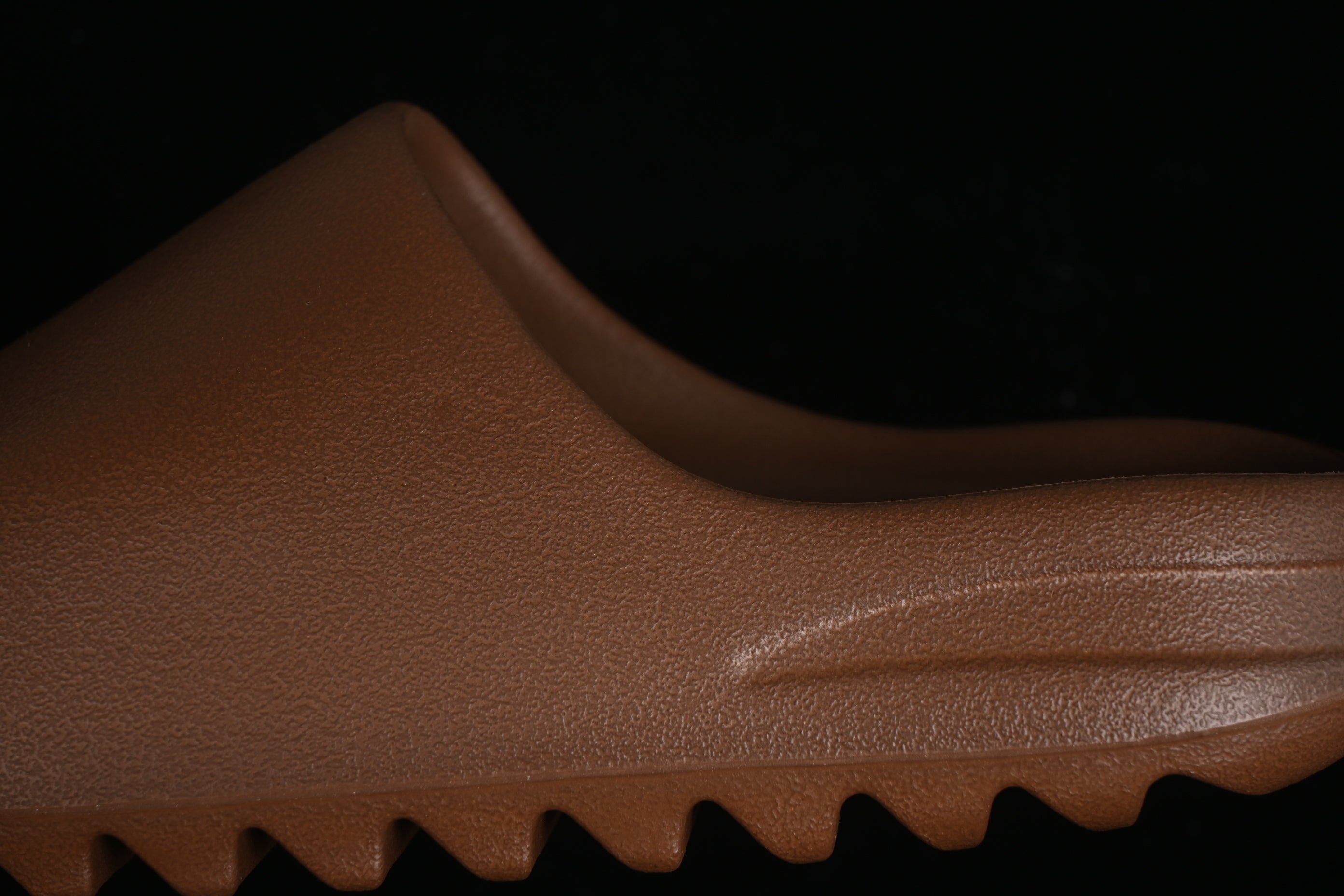adidasUnisex Yeezy Slide - Flax