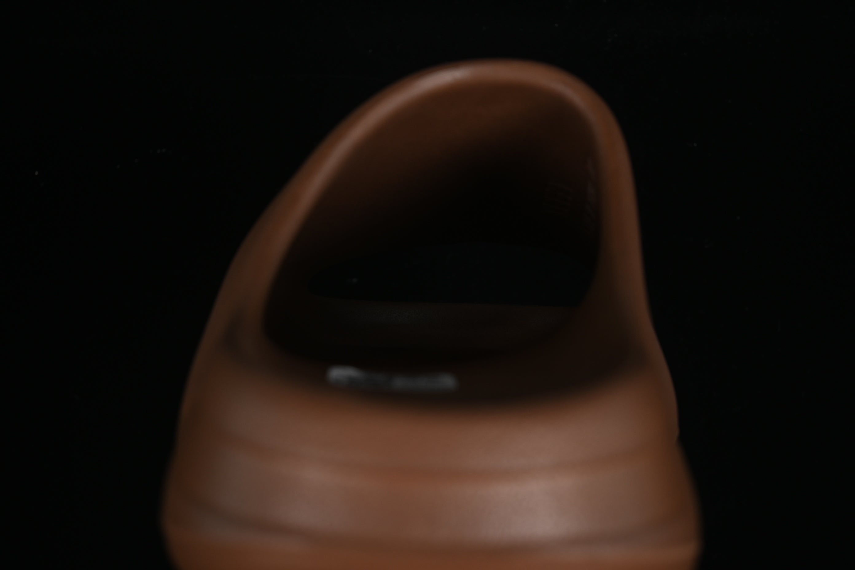 adidasUnisex Yeezy Slide - Flax