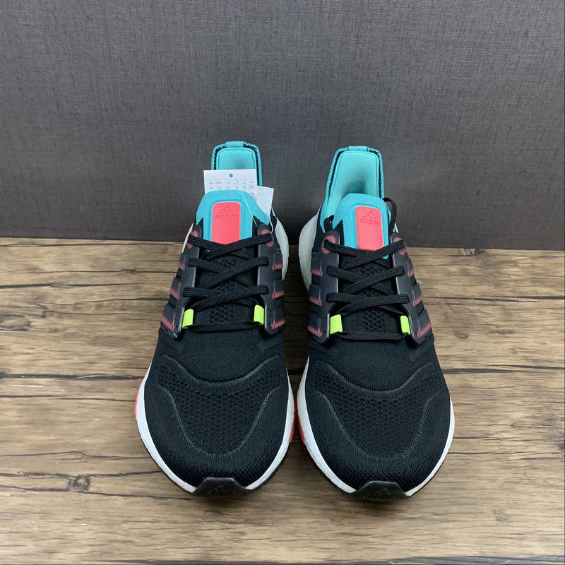 adidasUnisex UltraBoost 22 Light - Mint Rust