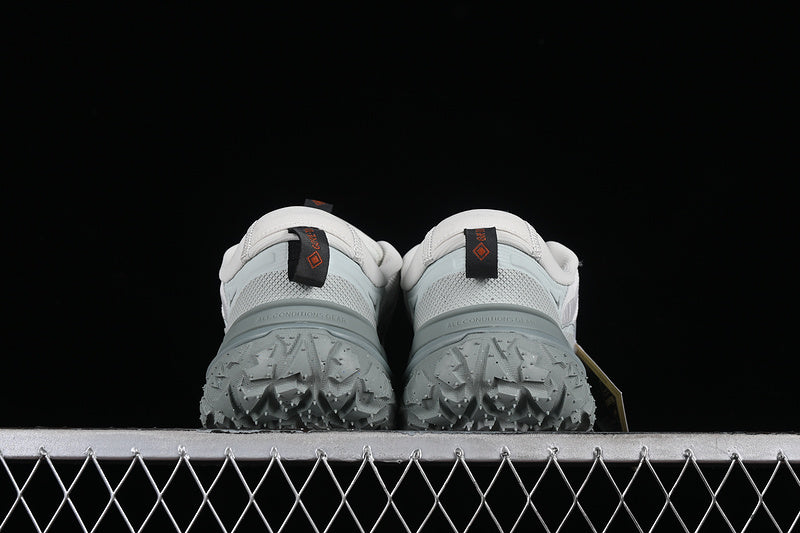 NikeUnisex ACG Mountain Fly 2 Low - Gore Tex White