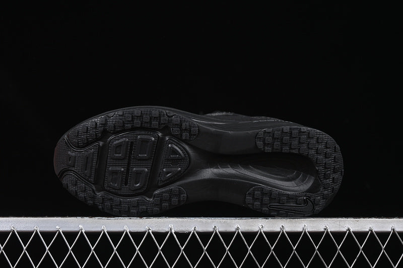 NikeUnisex Vomero 18 - Dark Black