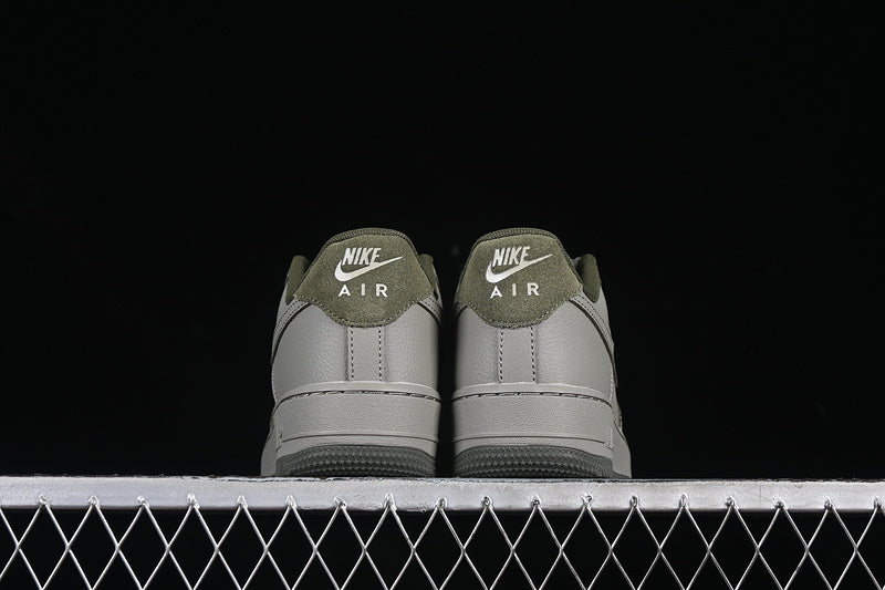 NikeUnisex Air Force 1 AF1 Low "07 LV8 - Army Khaki