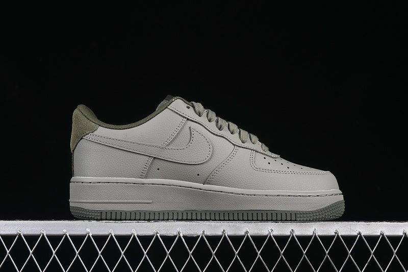 NikeUnisex Air Force 1 AF1 Low "07 LV8 - Army Khaki