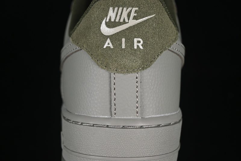 NikeUnisex Air Force 1 AF1 Low "07 LV8 - Army Khaki