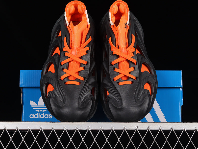 adidasUnisex adifom Q - Black/Orange