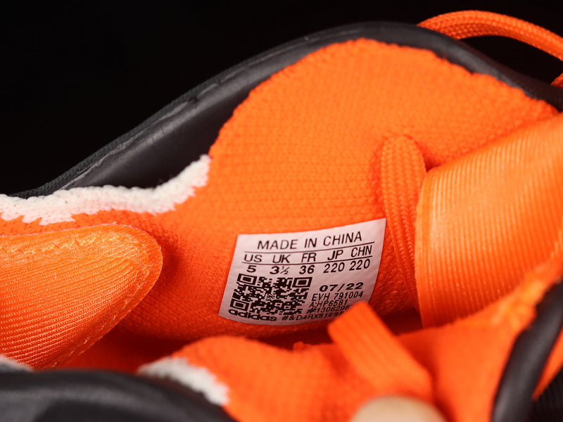 adidasUnisex adifom Q - Black/Orange