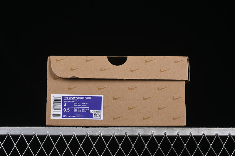 NikeUnisex Zoom Vomero 5 - Flax