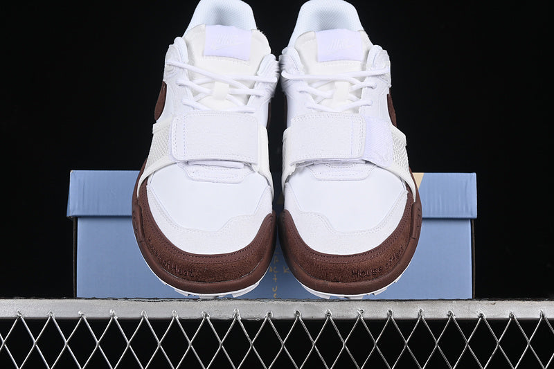 NikeUnisex Travis Scott Zoom Field - Light Chocolate