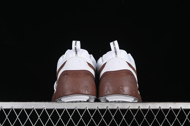 NikeUnisex Travis Scott Zoom Field - Light Chocolate