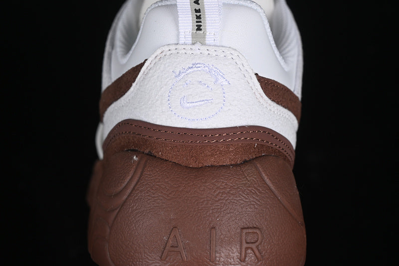 NikeUnisex Travis Scott Zoom Field - Light Chocolate
