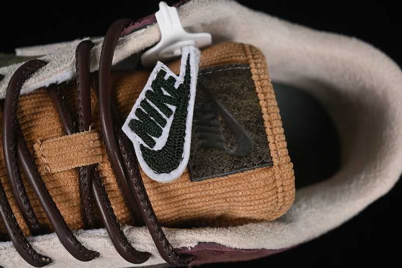 NikeUnisex Dunk Low - Love and Peace