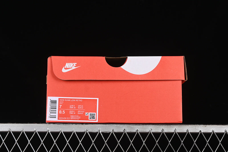 NikeUnisex Dunk Low - Love and Peace