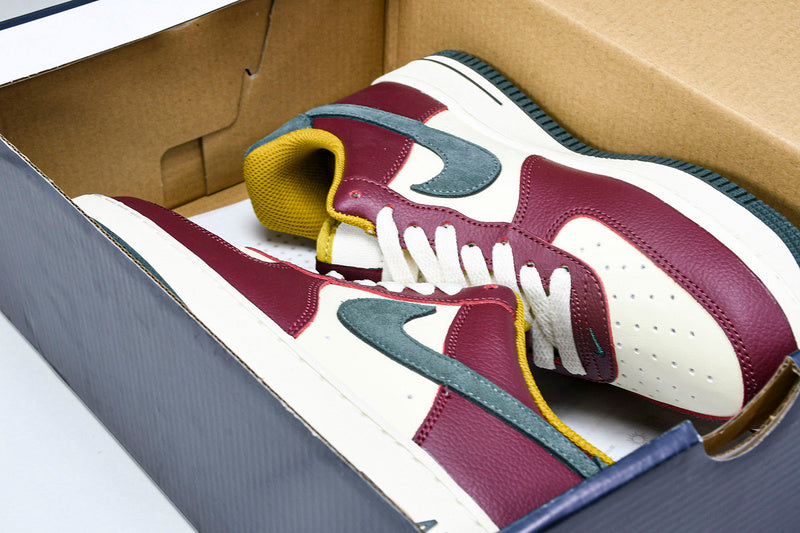 NikeUnisex Air Force 1 AF1 Low - Dark Team Red/Vintage Green