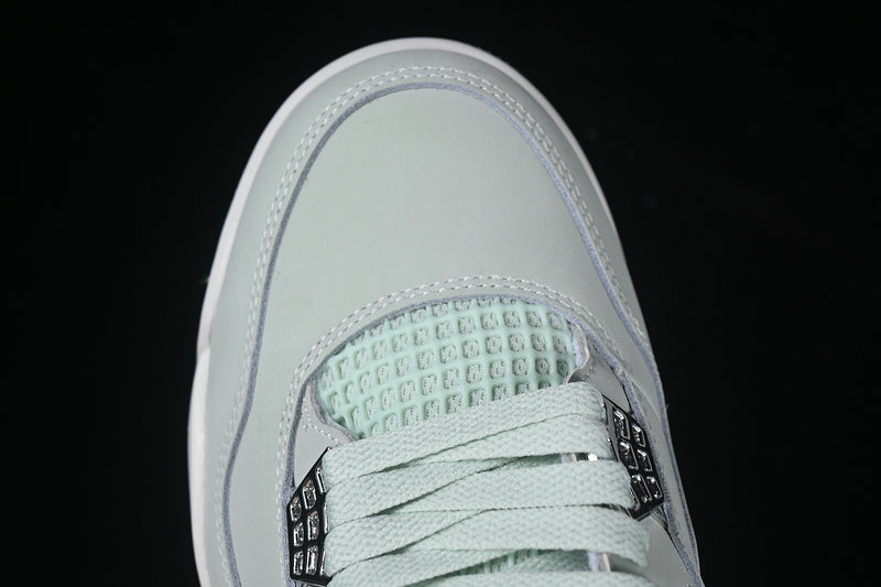 Air Jordan 4 AJ4 Retro - Seafoam Sail