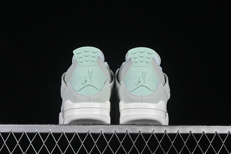 Air Jordan 4 AJ4 Retro - Seafoam Sail