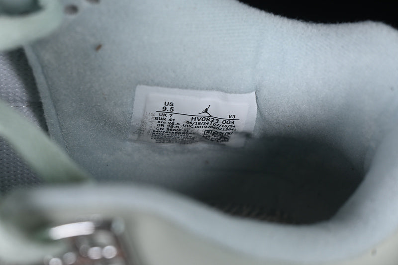 Air Jordan 4 AJ4 Retro - Seafoam Sail