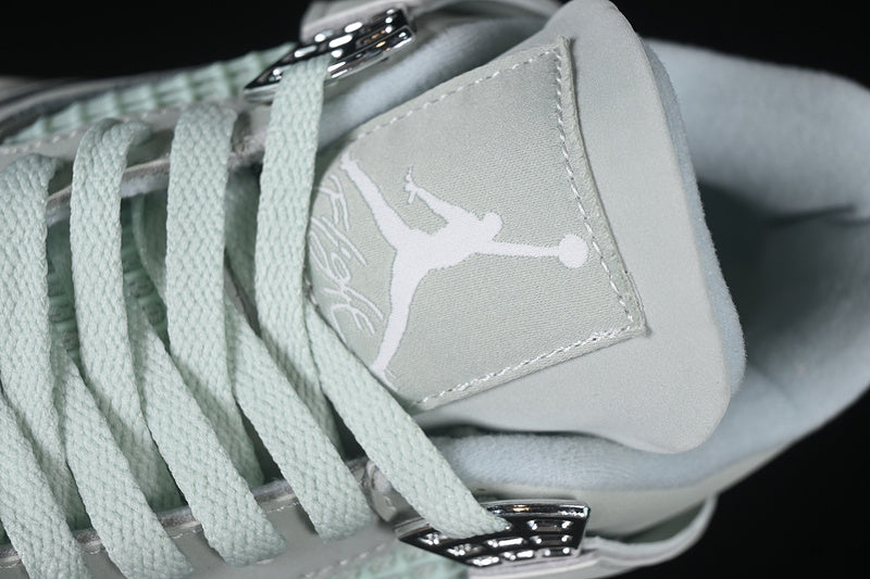 Air Jordan 4 AJ4 Retro - Seafoam Sail