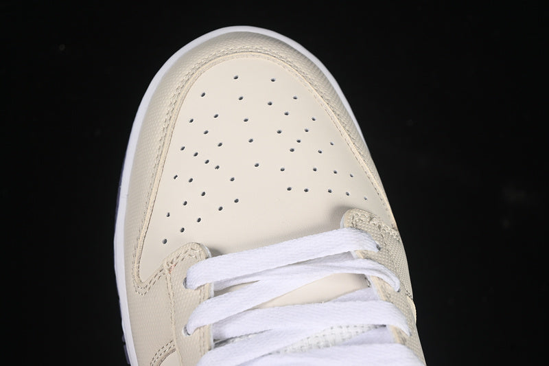 NikeUnisex Dunk Low - NOLA
