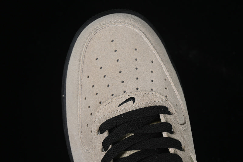 NikeUnisex Air Force 1AF1 Low '07 LV8 - Desert Khaki Black