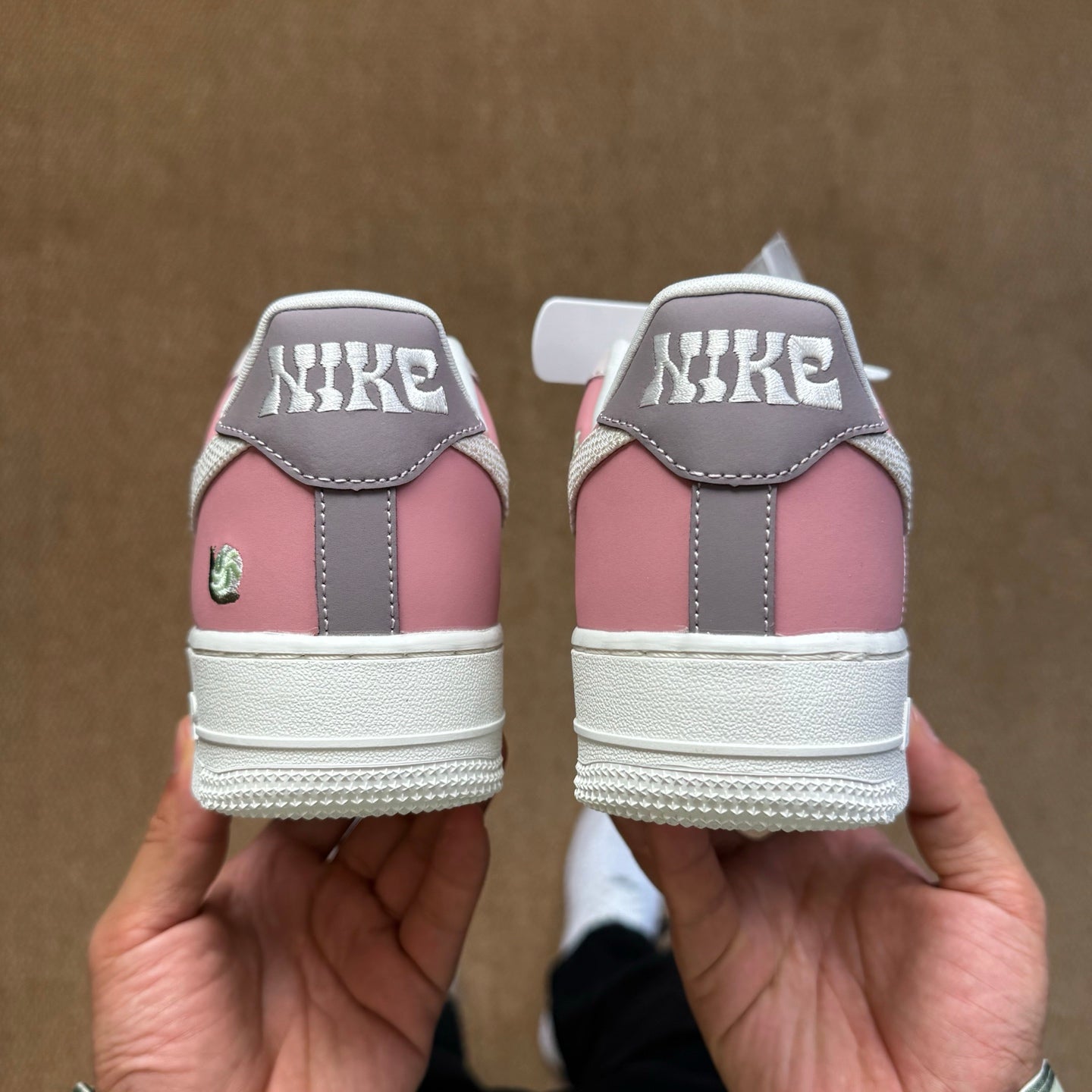 NikeUnisex Air Force 1 AF1 - Mushroom Pink