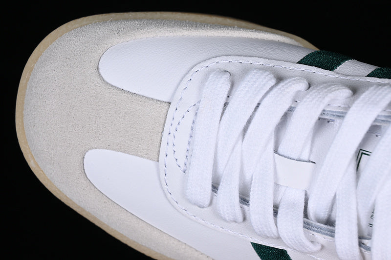 adidasUnisex Samba - White Collegiate Green