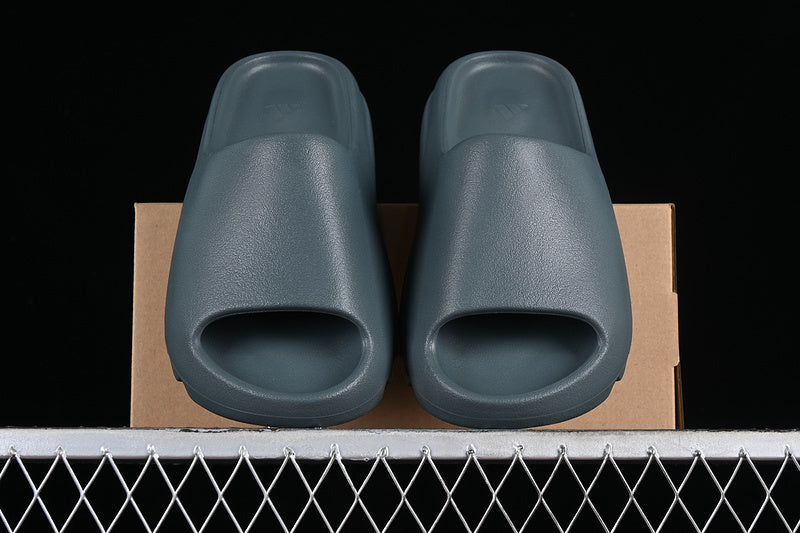 adidasUnisex Yeezy Slide - Slate Marine