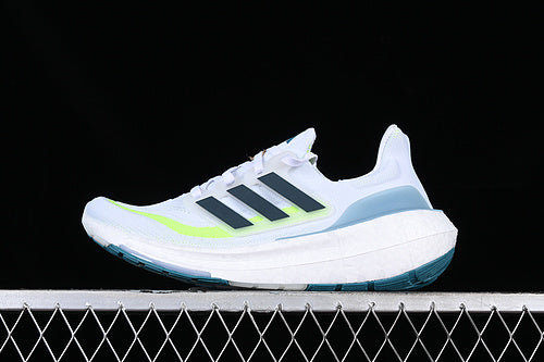 adidasUnisex UltraBoost Light - Arctic White
