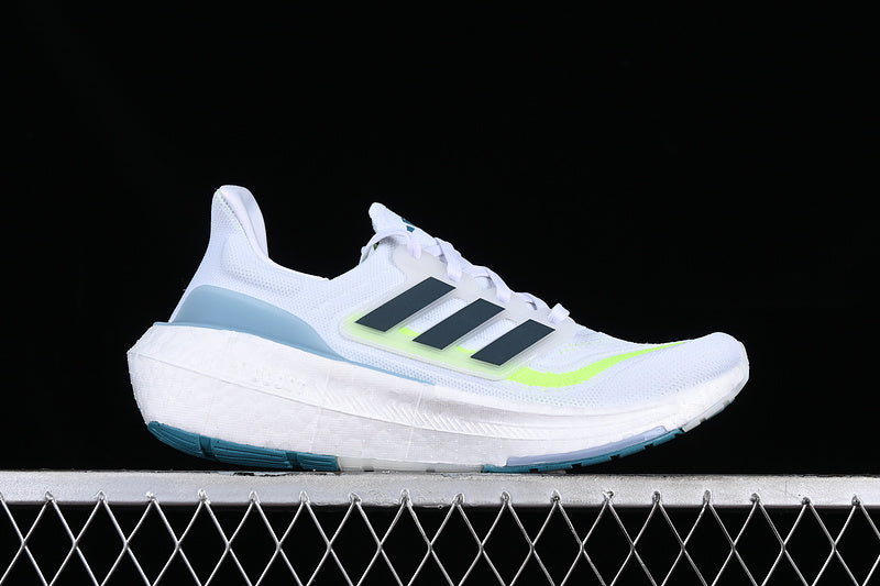 adidasUnisex UltraBoost Light - Arctic White
