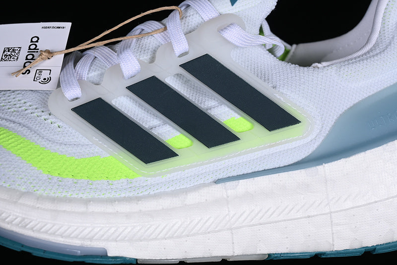 adidasUnisex UltraBoost Light - Arctic White