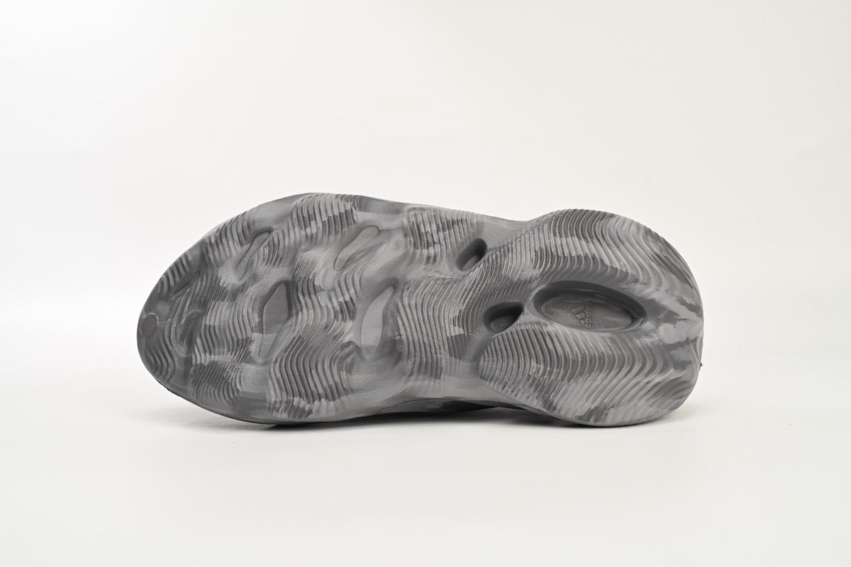 adidasMens Yeezy Foam RNR - MX Granite