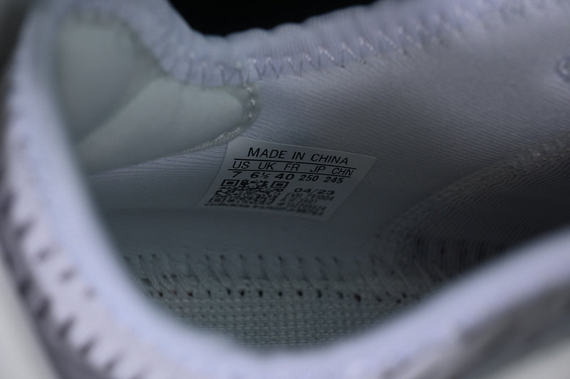 adidasUnisex Adifom Climacool - Cream