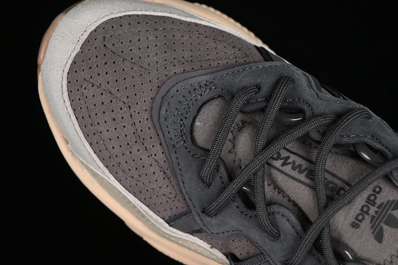 adidasUnisex Ozweego - Charcoal Sand