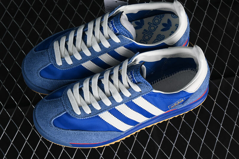 adidasUnisex SL 72 - Blue Scarlet