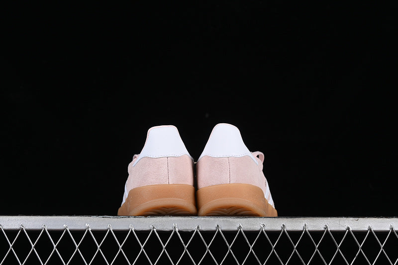 adidasUnisex Gazelle Indoor - Sandy Pink