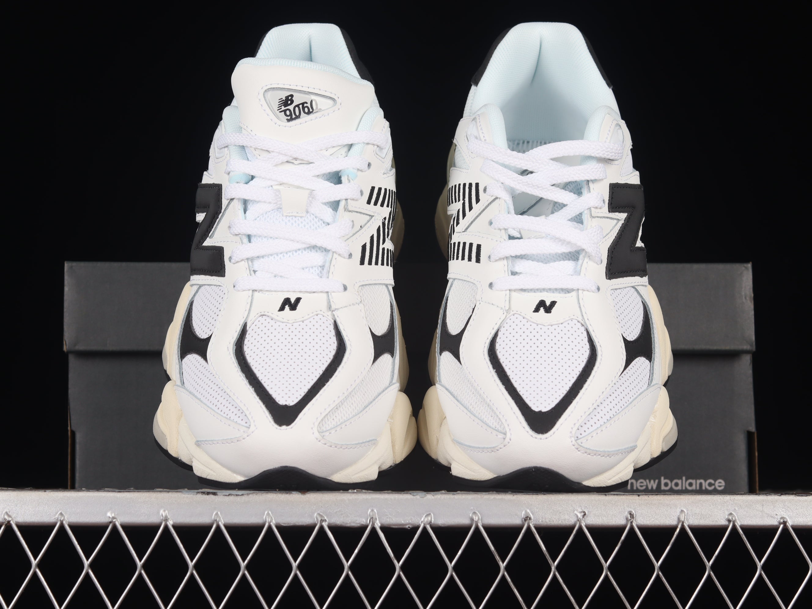 New Balance 9060 - White/Black